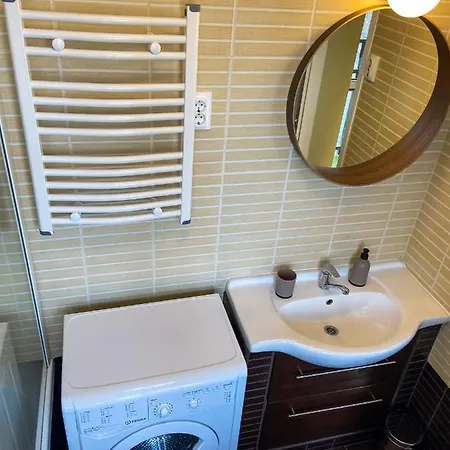 Fresh Smartly Designed Flat & Sunny Balcony Apartment Budapest